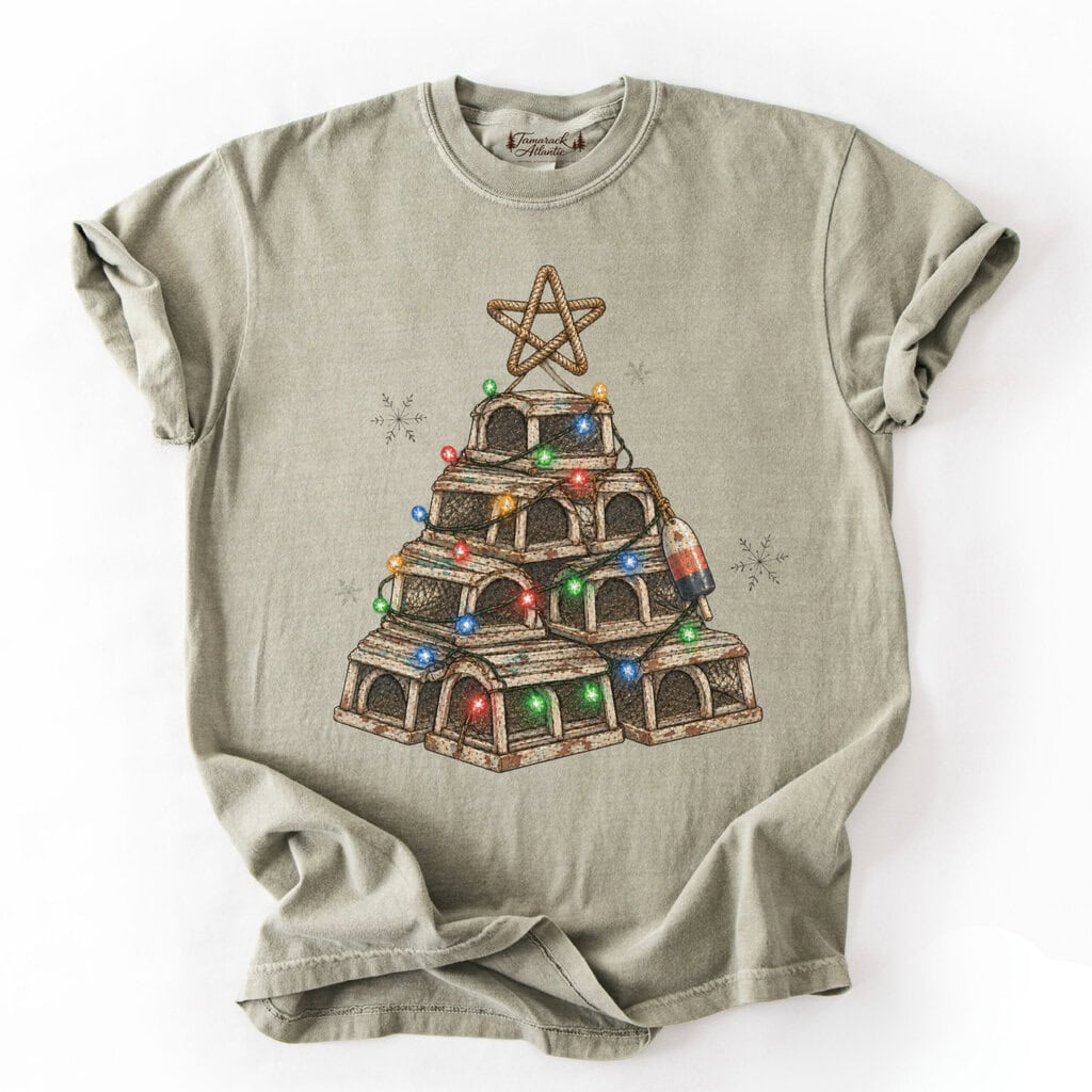 2025/11/1000162268-scaled.jpg Bestselling Lobster Pot Tree Comfort Tee - Image 1
